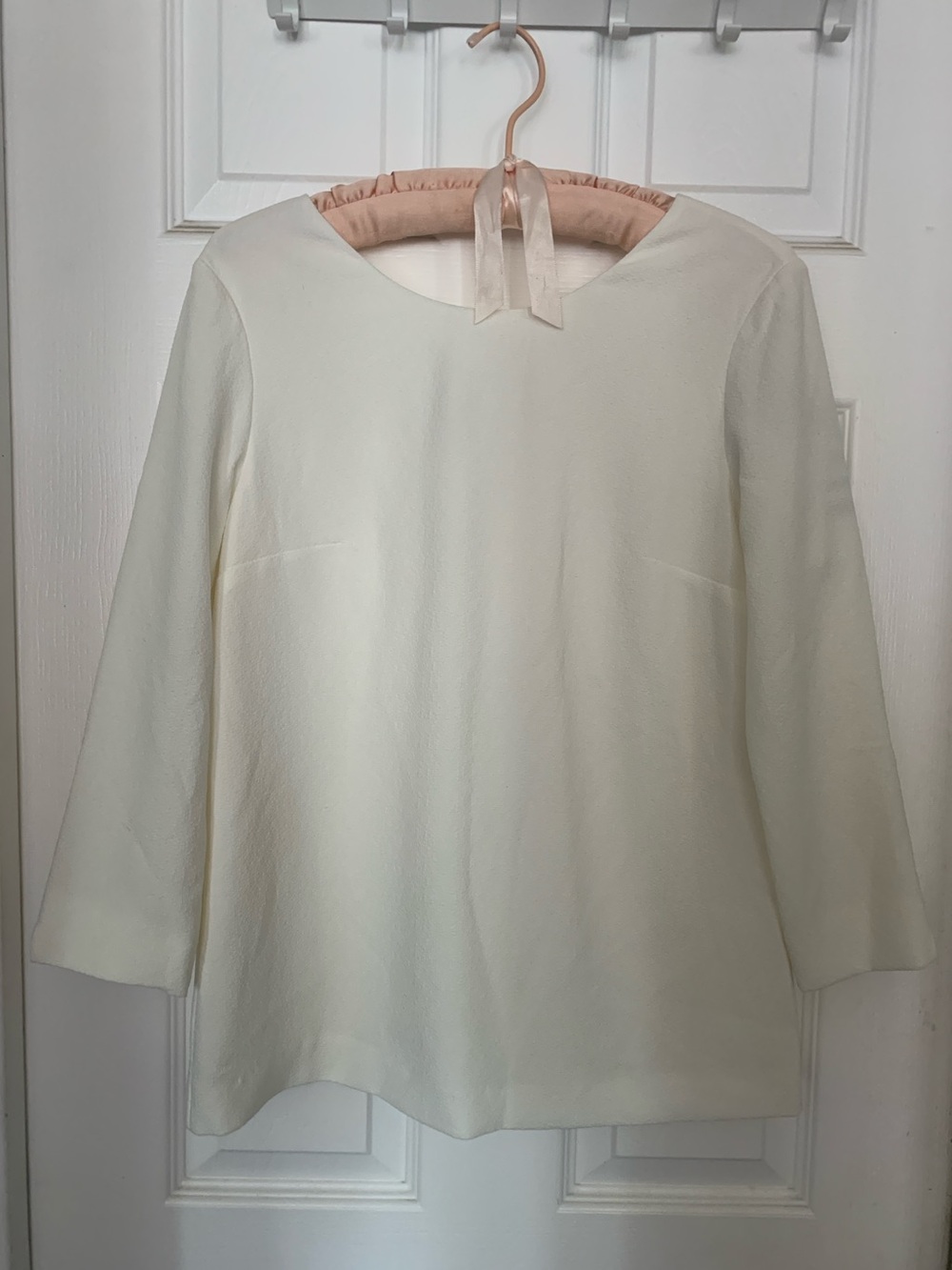 NWT Sezane Off White Blouse Size 36. Round neck, V back fully lined